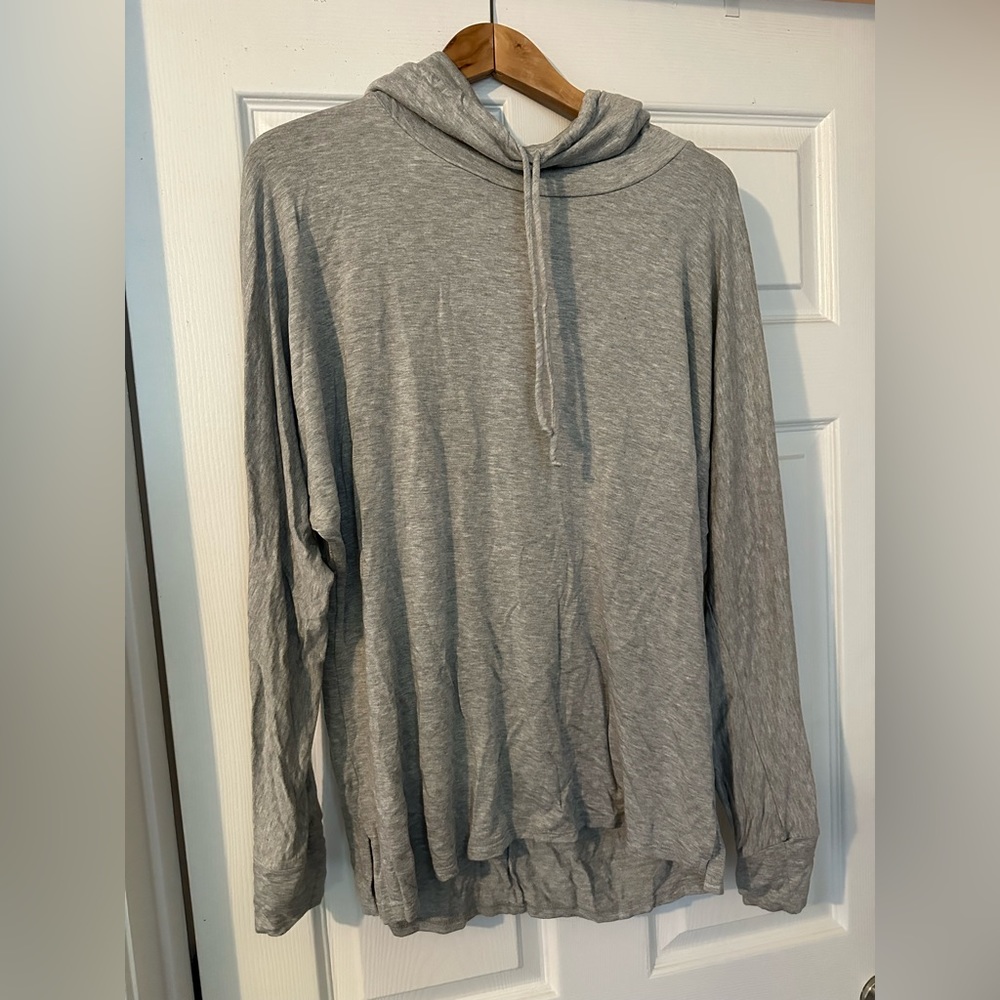 Beyond Yoga grey oversized pullover